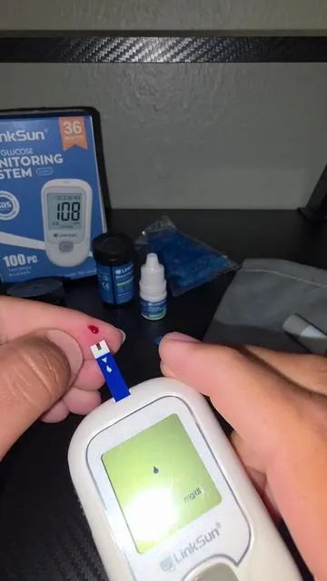 Linksun G-425-1 Blood Glucose Monitor Kit,100/50 Test Strips&100/50 Lancets,1 Blood Sugar Monitor,1 Lancing Device, Diabetes Testing Kit, No Coding, 500 Memory, Control Solution, Large Display, Glucometer for Home Use, Dealsforyoudays, fathersdaygift, summ erwins #summerwins  #dealsforyoudays  #fatherdaygift  #glucometro #glucosa @LinkSun Health Care 