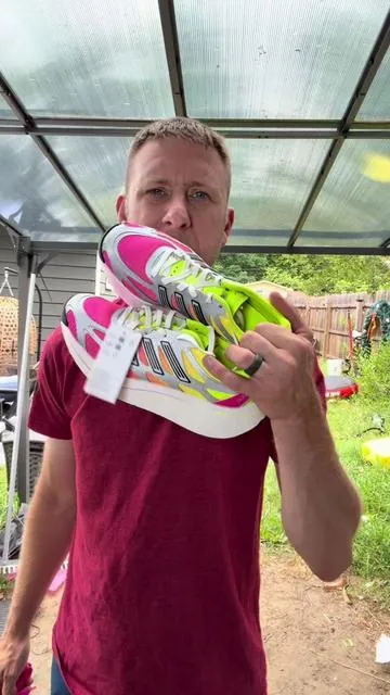 #adidas #shoes #TiktokShopSummerTurnUp #dealsforyoudays #TiktokShopCreatorPicks 
