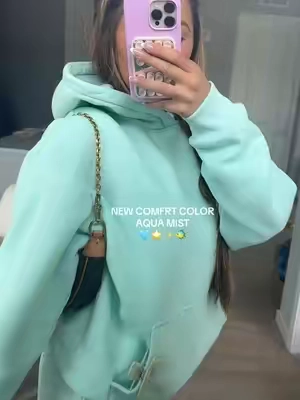 5’4 wear size medium hoodie