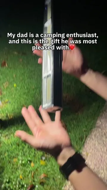 What’s the worst part about camping? Dim lights, dead batteries, nowhere to hang your lamp! This army-green camping light solves every single problem! ✅ 168 bright LED beads light up your whole campsite instantly ✅ 4000mAh battery lasts all night long ✅ Magnetic base + hidden hook, hang or stick it anywhere ✅ Emergency phone charging + digital battery indicator, no more low-power panic 3 light modes, dust & waterproof — perfect for camping, markets, or emergencies!#solarstreetlight #DealsForYouDays #CampingLight #OutdoorLighting #CampingGear  LYD-0617-3-LLH