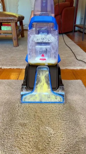 So digusting 🤮 Grab it while they’re on sale to see what’s hiding in your carpet 🦠 #carpet #carpetcleaning #carpetcleaner #bissell #dealsforyoudays 