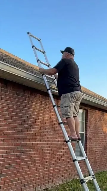 Simple, stable, and ready to use anytime. #newarrivals #dealsforyoudays #tiktokshopdealsforyoudays#ladder #telescopingladder