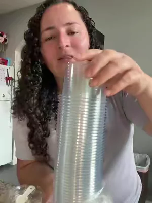 Vasos de plástico transparente para postres #paratiiiiiiiiiiiiiiiiiiiiiiiiiiiiiii #vasos #plastico #postres #foryoupage 