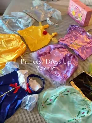 The cutest little princess gift set 💖🏰✨ #princessdress #princessdressup #princessoutfit #giftforgirls #dealsforyoudays 