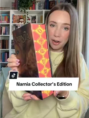 If you grew up loving these magical classic books, this is the perfect shelf trophy to do your reread with.  ✨ All 7 books in one volume 🦁 Custom designed edges 📖 Stunning endpapers ✨ Foil stamped case design 📚 Shimmery metallic jacket 🎨 Original illustrations throughout #ChroniclesOfNarnia #SpecialEditionBooks #FantasyBooks #BookCollector #sprayededges 