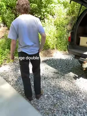 7653928395859938573