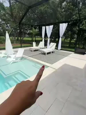 7653940390260722957