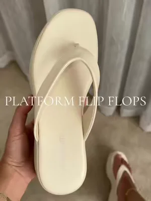 My favorite sandals! #platformsandals #flipflops #summersandals #y2kfashion #90sfashion 