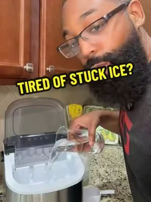 Anybody else’s refrigerator ice maker constantly getting jammed? 😅 I got tired of pulling ice apart every time I wanted a cold drink, so I finally picked up a countertop ice maker. Now I just add water, press a button, and have fresh ice ready in minutes. No more fighting with the freezer. #icemaker #homeessential #homegadgets 