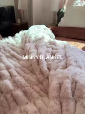 The softest blanket 😭😍 I’ll be under this blanket until further notice ☁️🍂✨@Minky Couture  #minkycouture #minkyblankets #blanket #cozyblanket 