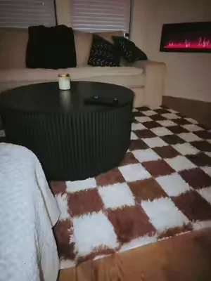 Cozy living room vibes 