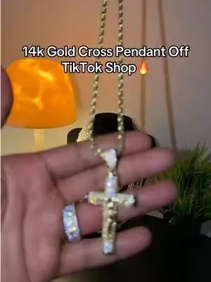 #14kgold #crosspendant #gold #goldjewelry #goldchain 