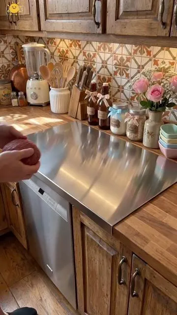 #stainlesssteel #cuttingboard #kitchenessentials #KitchenHacks #kitchengadgets 
