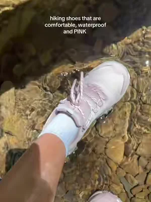 Literally walking through a river and still totally dry 👏🏼 #hikingshoes #waterproofshoes #hikingoutfits #nortiv8shoes #dealsforyoudays 