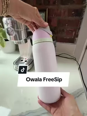 As a type B mom, if staying hydrated is going to happen, it needs to be easy 😂💕 This Owala FreeSip goes everywhere with me. I love the leakproof lid, the built-in handle, and how cold it keeps my water all day long. #hydrationmadeeasy #owalabottle #momlife #everydaymusthaves #dealsforyoudays 