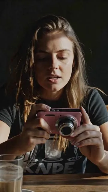 POV: You just found your new obsession 🌸 This pink Kodak camera is *chef's kiss* for capturing life's little moments ✨ #DealsforYouDays #KodakCamera #CompactCamera #TikTokMadeMeBuyIt #CameraLovers #FYP