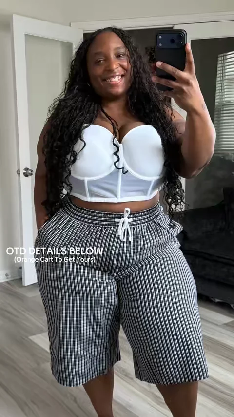 Taking up space, being myself, and loving every minute of it. 🤍 (Orange Cart For Outfit Details)  Normal size 3x4X or 22/24 Wearing size 3x in top and bottom   288