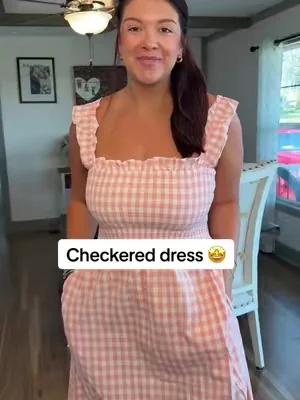 Most beautiful color dress! #summerdresses #checkeredprint #maxidress 