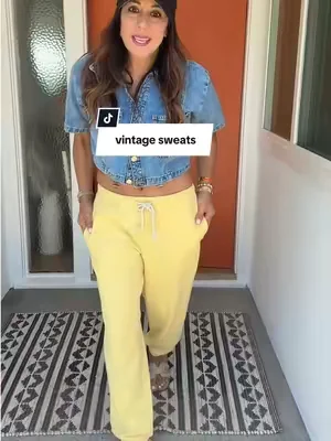 The gap vintage swearts that you didn’t know you needed!! So soft’ #gapterryclothsweats #tiktokshopcreatorpicks #tiktokshopsummerturnup #gapjoggers #dealsforyoudays 