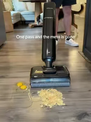Perfect for pet owners, messy kitchens, and everyday spills. It vacuums, mops, lies flat to reach under furniture, and even self-cleans when you’re done. #dreame #cleaninggadgets #vacuummop #homeessentials  #dealsforyoudays 
