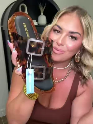 Immediately added to cart 🤎🤎 #jellysandals #sandals #cushionaire #DealsForYouDays #summerwins 