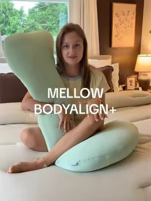 The only side sleeper pillow you’ll ever need again… it’s seriously so good 😩  #mellowsleep #mellowbodyalignpillow #bodyalignplus #sidesleeperpillow #dealsforyoudays 