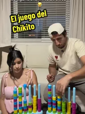 Este juego está bueno para pasar un rato de risas en familia o para ver quién se pone a lavar los platos 😂