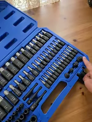 CASOMAN 71-piece master bit socket set with hex, Torx, and E-Torx sizes for automotive repair, home maintenance, and DIY projects. Features durable chrome vanadium and S2 steel construction, impact drill adapters, metric and SAE sizes, and a rugged storage case. #torxbits #puntas #impactdriver #garagetools #hardwaretools 