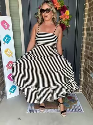The red for 4th of July would be so pretty 🤩 🖤✨ #casualdress #dress #flowydress #midsizefashion #DealsForYouDays 