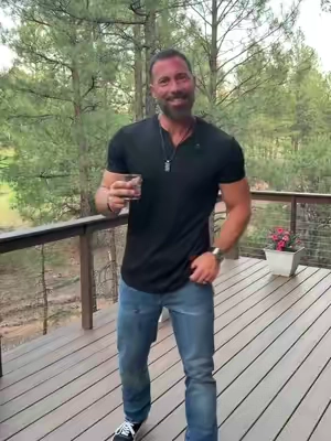 This V neck from JMIERR is the perfect way to dress up a bit without sacrificing any comfort! - #dealsforyoudays #summerwins #jmierr #tshirt #vneck 