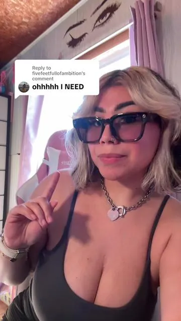 Replying to @fivefeetfullofambition Omg thank you meta I can link these now 🥰 @Meta  #dealsforyoudays #metaglasses #smartglasses 