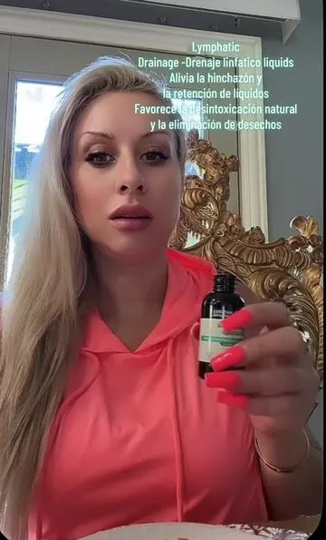 #creatorsearchinsights @Nature's Sunshine Estas son las gotas de drenaje linfático de Nature's Sunshine. Ayudan a eliminar toxinas y líquidos retenidos de forma natural. No fue lo único que hice, pero sí senti una gran diferencia. También dejé el azúcar, y eso ayudó mucho. No son magia, pero a mí sí me funcionaron. Las tomo en la mañana con agua, oh en mi pan tostado después de desayunar. Y por la noche #lymphaticdrainage # menos