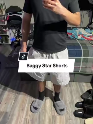#fashiontok #OOTD #baggyshorts #dealsforyoudays 