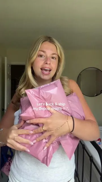 Let’s pack more orders yayyy ✧˖°. #depop #trending #outfits 