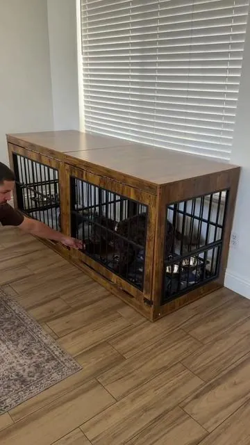 Blends perfectly with your home and keeps your dogs secure 🐾🐾🐾 #dogcrate #kennel #dogtraining #doglover #homedecor 