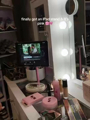 It’s perfect 🫶🏼💕 #ipadstand #ipad
#soporte #pink #dealsforyoudays 