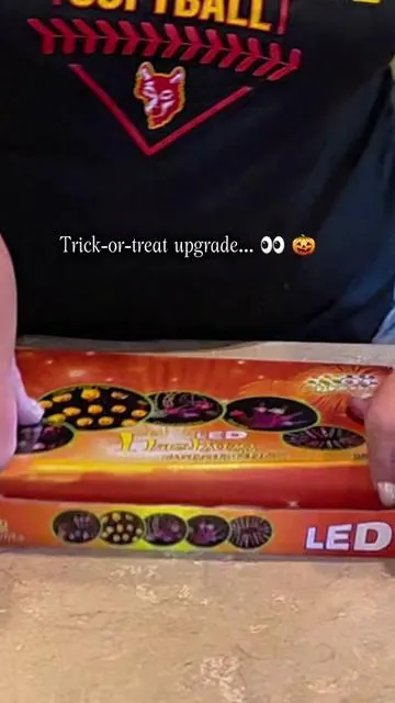 Trick-or-treat upgrade… 👀 Halloween candy alternative  #trickortreat #candyalternative #trickortreating #halloween 
