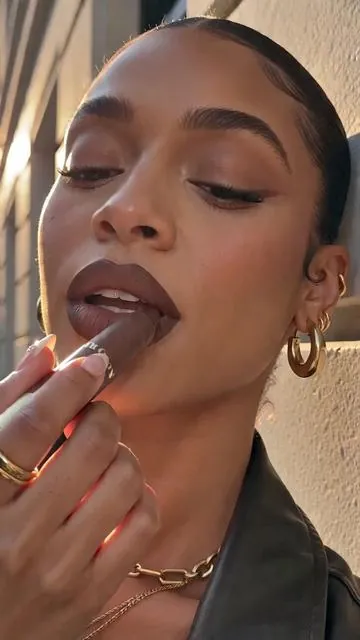 Everyday matte lip combo that actually works 🔥 6pcs/set, waterproof, & matches EVERYTHING ✨6pcs/set Matte Lipstick Pencil #weeklydeals #payday #MatteLipstick #TikTokMadeMeBuyIt #MakeupEssentials #LipstickGoals #FYP #lipsticks #makeup #brownlipliner #lipstickswatches #lipstickreview #longlastinglips