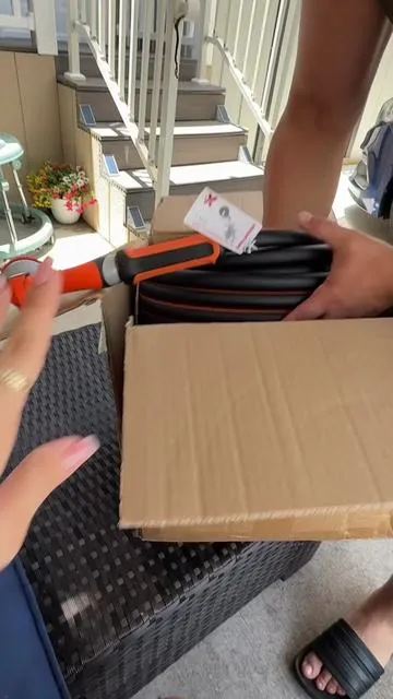 【DealsForYouDays】VEVOR Garden Hose, 200 ft 5/8" Heavy Duty Rubber Water Hose with 10 Mode Nozzle, 150PSI Working & 600PSI Burst, Flexible & Non-kink Outdoor Waterhose with 3/4" Fitting, Lightweight Hoses for Gardening#hose #garden 