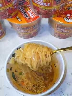 Seafood noodles YUM I need to stock up #KingNoodle #LobsterFlavor #InstantNoodles #DealsForYouDays #TikTokShopCreatorsPicks 
