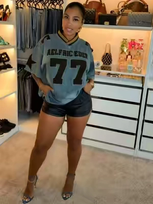 Oversized Looks are always nice #aelfricedenfamily #jerseyoutfit #tiktokcreatorpicks #womensfashion #unisexfashion 