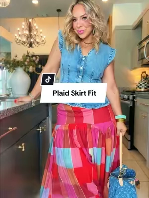 Replying to @GDimas3381 this plaid skirt is giving high end👌🏼 love the fit and style @Asvivid Shop #skirtoutfits #skirts #midsizeoutfits #summerwins #midsizefashion 