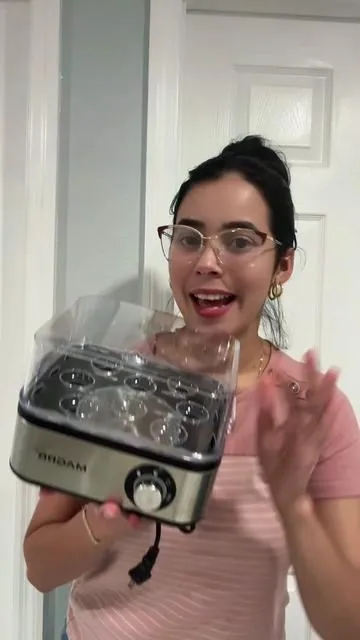 Desayunos más rápidos y sin complicaciones. Esta cocedora eléctrica prepara hasta 8 huevos al mismo tiempo y tú eliges el punto de cocción que más te gusta. ¡Un básico para cualquier cocina!  #kitchengadgets #eggboiler #cocinafacil #ofertas #tiktokshopcreatorpicks 