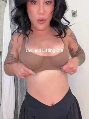 This bra gives you lift and shape without added size and discomfort! @Delimira #bra #comfortablebra #underwear 