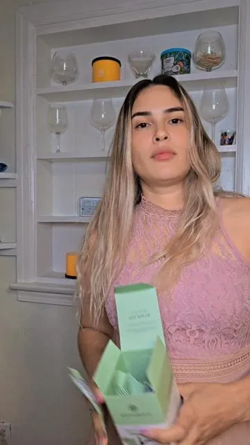 ✨ ¿Estrés, cansancio mental o dificultad para relajarte? Dale a tu cuerpo el apoyo que necesita. 💚 El Cymbiotika Liposomal Magnesium Complex está formulado con una mezcla de magnesio de alta absorción para apoyar la función cognitiva, ayudar al manejo del estrés y contribuir a la salud del corazón. Su práctico formato en sobres y delicioso sabor vainilla con almendra lo hacen fácil de tomar todos los días. 💚 Apoya la salud cerebral 🧠 Favorece la concentración y el bienestar mental 😌 Ayuda a controlar el estrés y promover la relajación ❤️ Contribuye a la salud cardiovascular ✨ Tecnología liposomal para una mejor absorción #TikTokShop #TikTokMadeMeBuyIt #Cymbiotika #MagnesiumComplex #Magnesio 