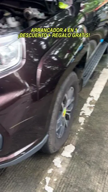 ¡Chicas, mujeres… y hombres también! Nunca salgan de casa sin su kit de arrancador portátil.#tiktok #fyp #battery #repair #charger   