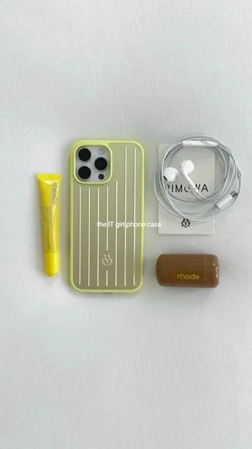 #butteryellow #phonecase #chicgirl #iphonecase #cutephonecases 