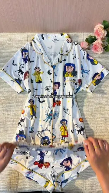 This Coraline pajama set is perfect 🥺💙#pajamas#coraline #summervibes☀️ #pjs #globalpick 