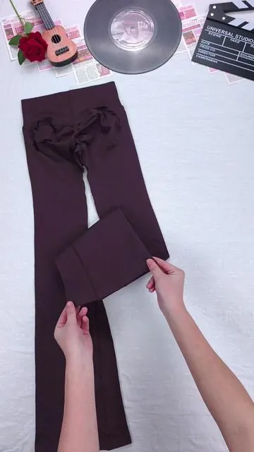 Snatched waist and a lifted peach every time 🍑 #yogapants #workoutroutine #spotlightfinds #streetwear #tiktokshopsummersale
