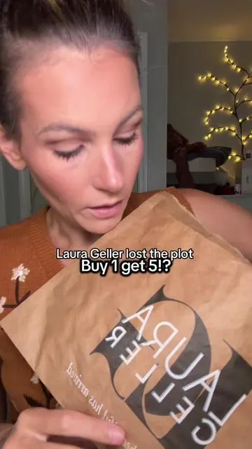 Limited time only! #lauragellerbeauty #lauragellermakeup #eyeshadowsticks 